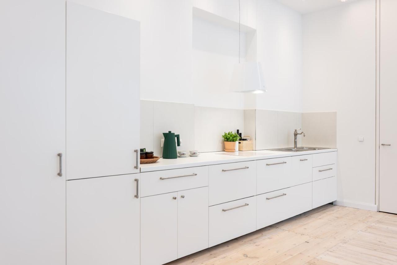 Spacious & Cozy Close To Old Town *